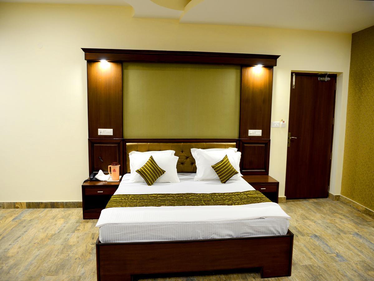 קטרה Anurag Hotel מראה חיצוני תמונה