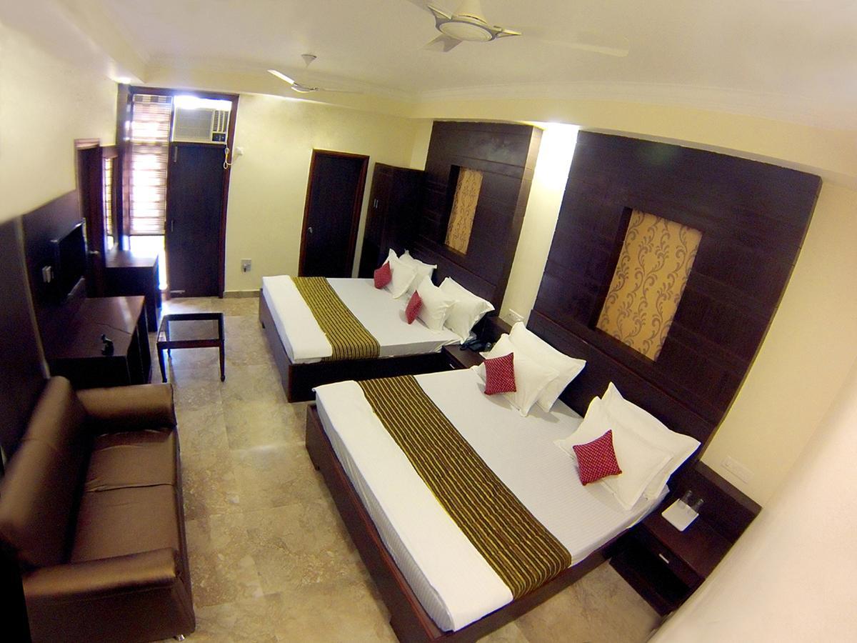 קטרה Anurag Hotel מראה חיצוני תמונה